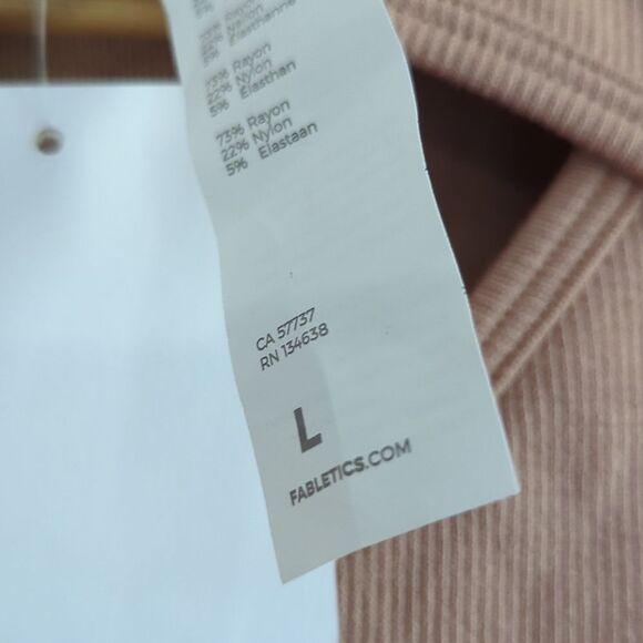 ✔️Fabletics Seamless Bodysuit - Picture 3 of 4